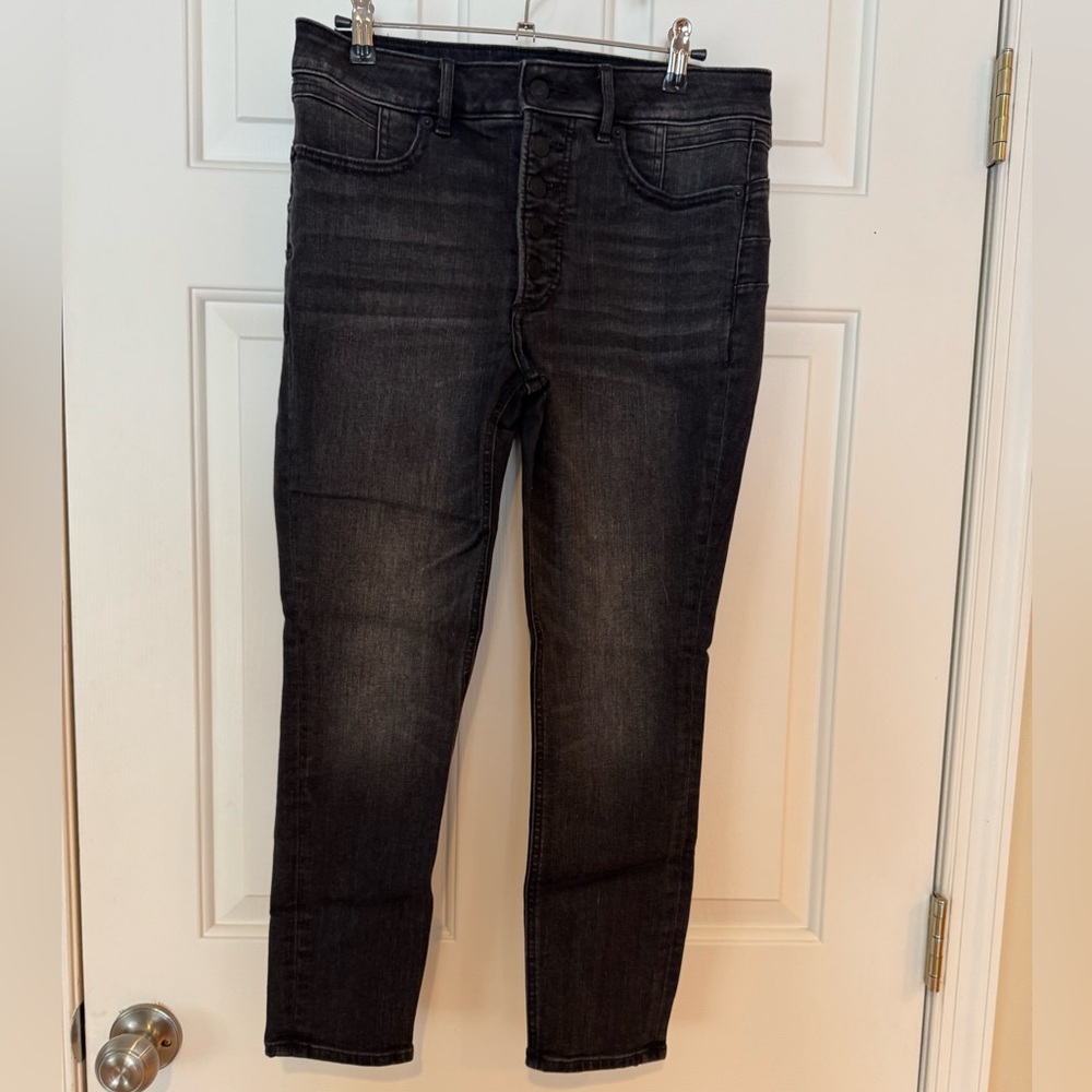 EXPRESS Denim Perfect Lift Buttonfly High Rise Ankle Legging Jean, 8Short
